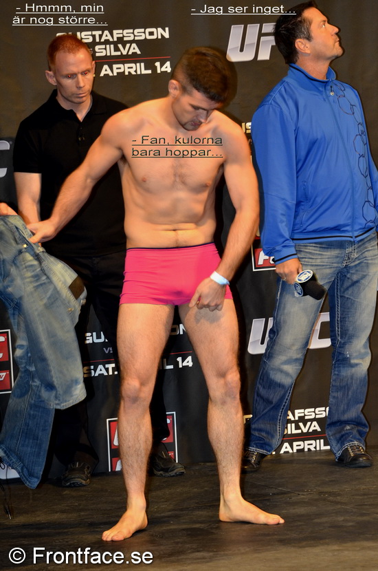 UFC_weigh-in012