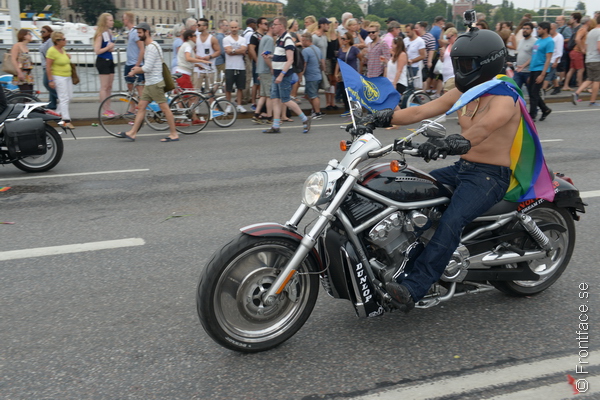 PrideParade_0352