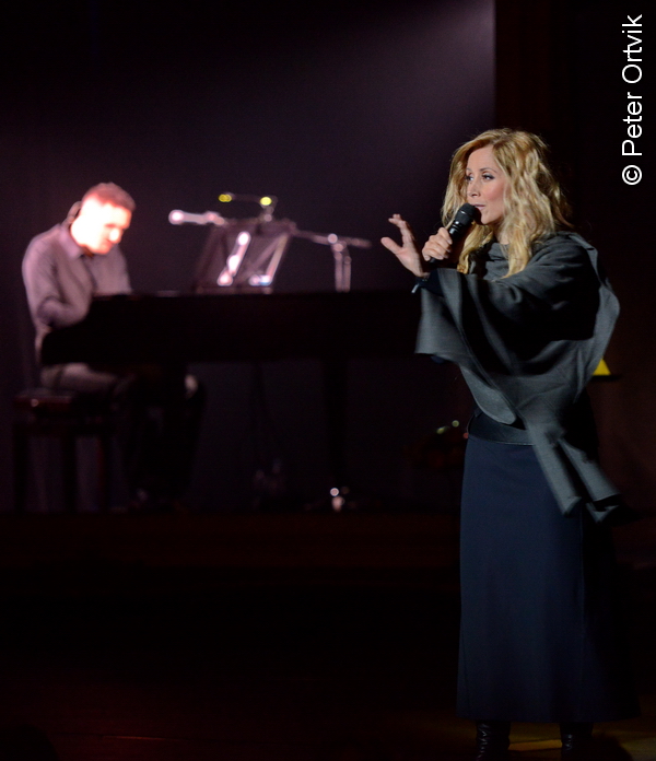 Lara-Fabian_017