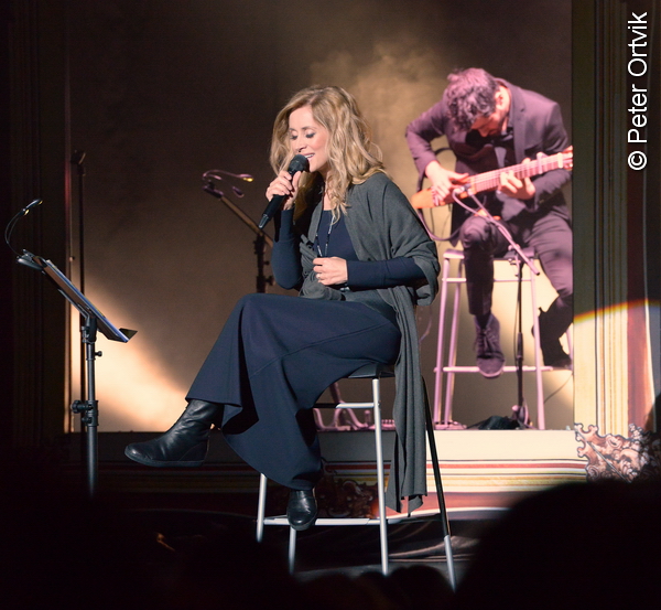 Lara-Fabian_041